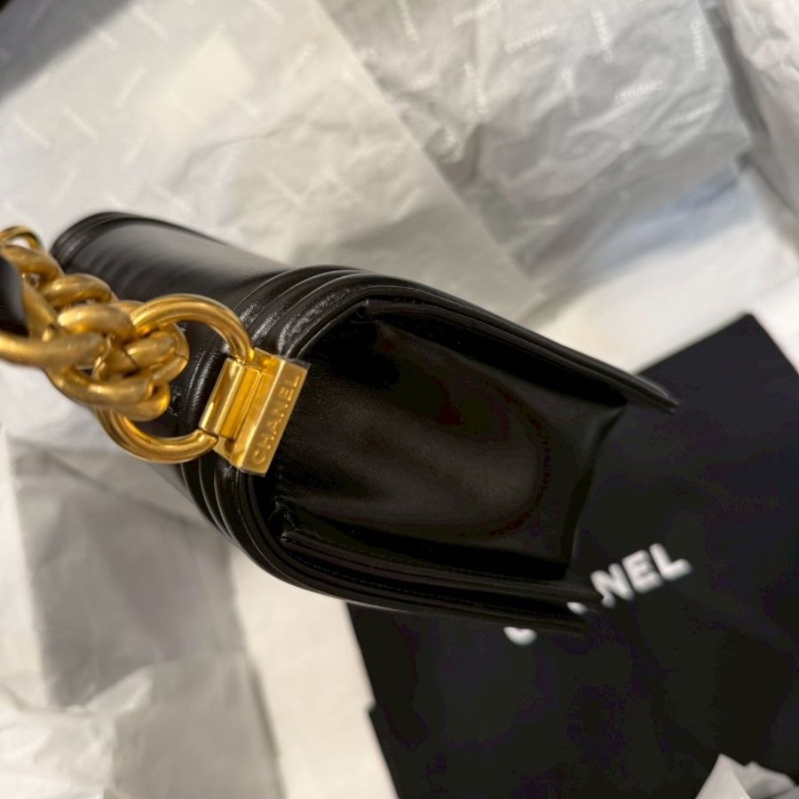全新全配🖤✨#香奈兒 #黑金新款leboy #晶片款 #台灣購證 #專櫃原價21.4萬‼️-7