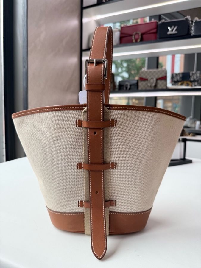hermes愛馬仕vintage中古帆布拼皮手提菜籃子 馬鞍皮拼帆布小籃子 很特別 肩帶長度可調-0