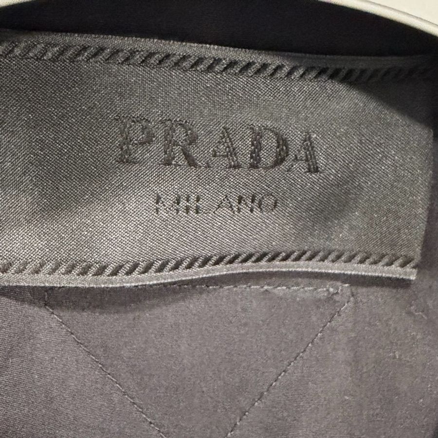 Prada 黑色薄外套-2