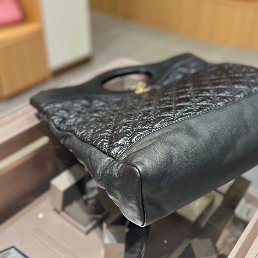 香奈儿Chanel黑金油蜡皮31bag单肩包-3