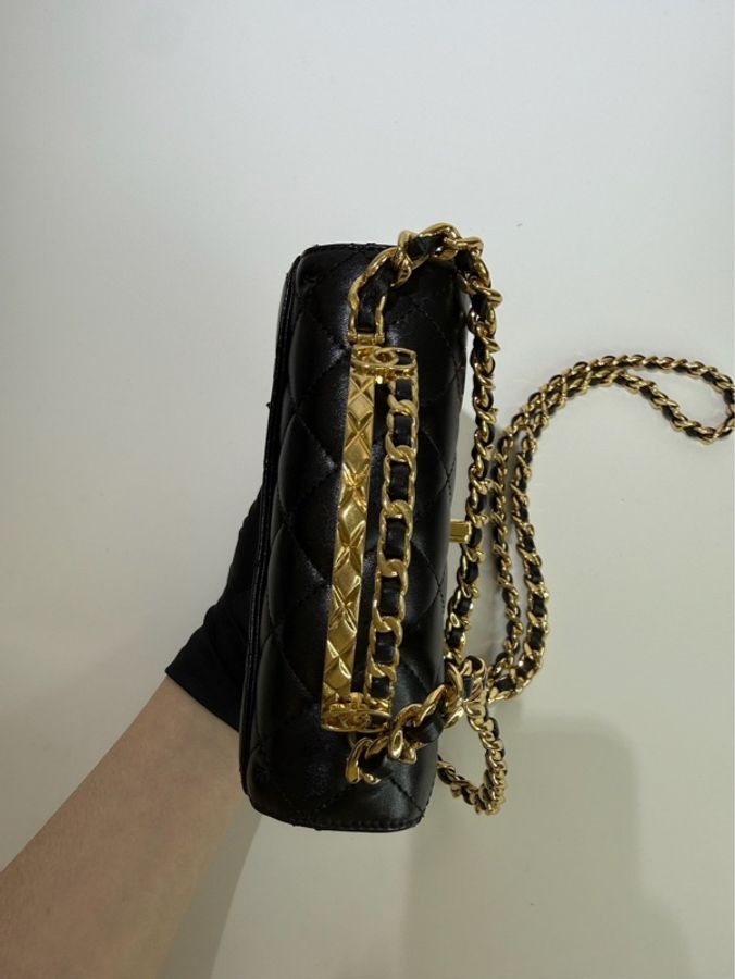 CHANEL|手柄旋轉鴛鴦扣方胖-12