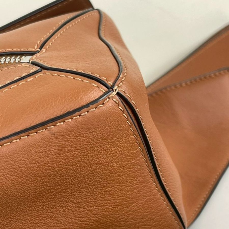 LOEWE PUZZLE 小號腰包 經典焦糖色-6