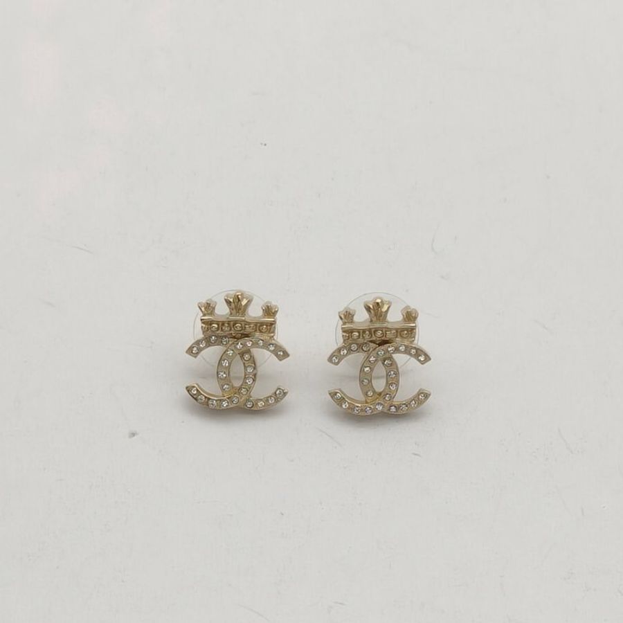 CHANEL 合金22V雙C皇冠耳環-1