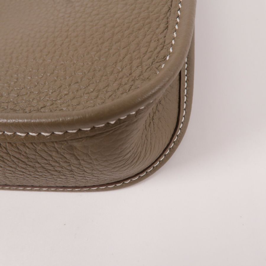 HERMES Clemence皮革Evelyne TPM肩背袋Etoupe-10