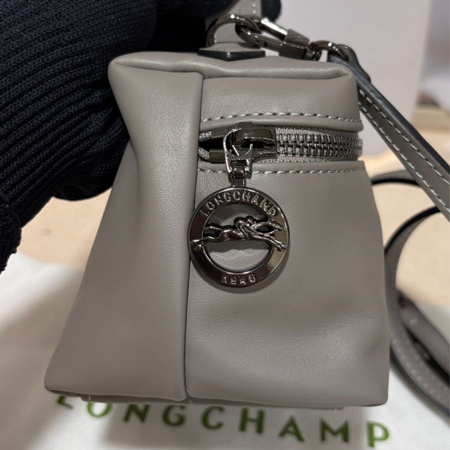LONGCHAMP 方盒子包-10