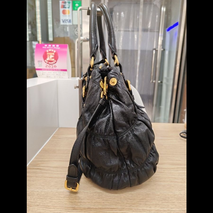 Prada black nappa gaufre bag-2