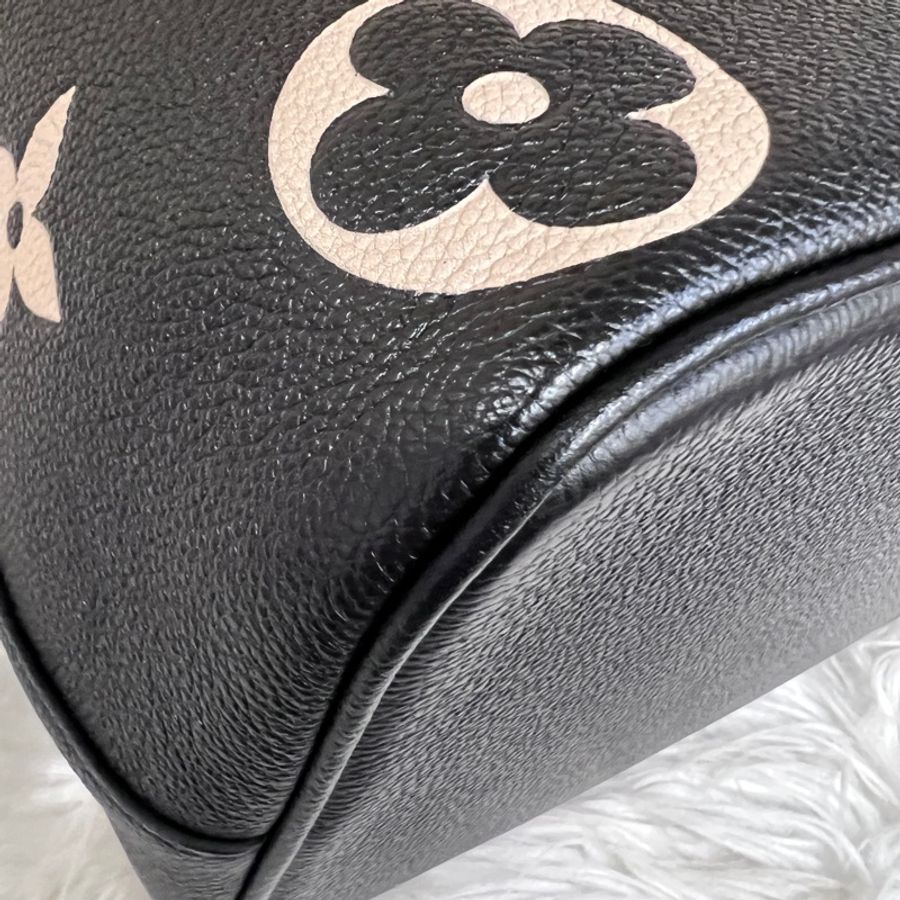 LV 黑牛皮拼米白logo金釦NeoNoe MM手提肩斜背包-8