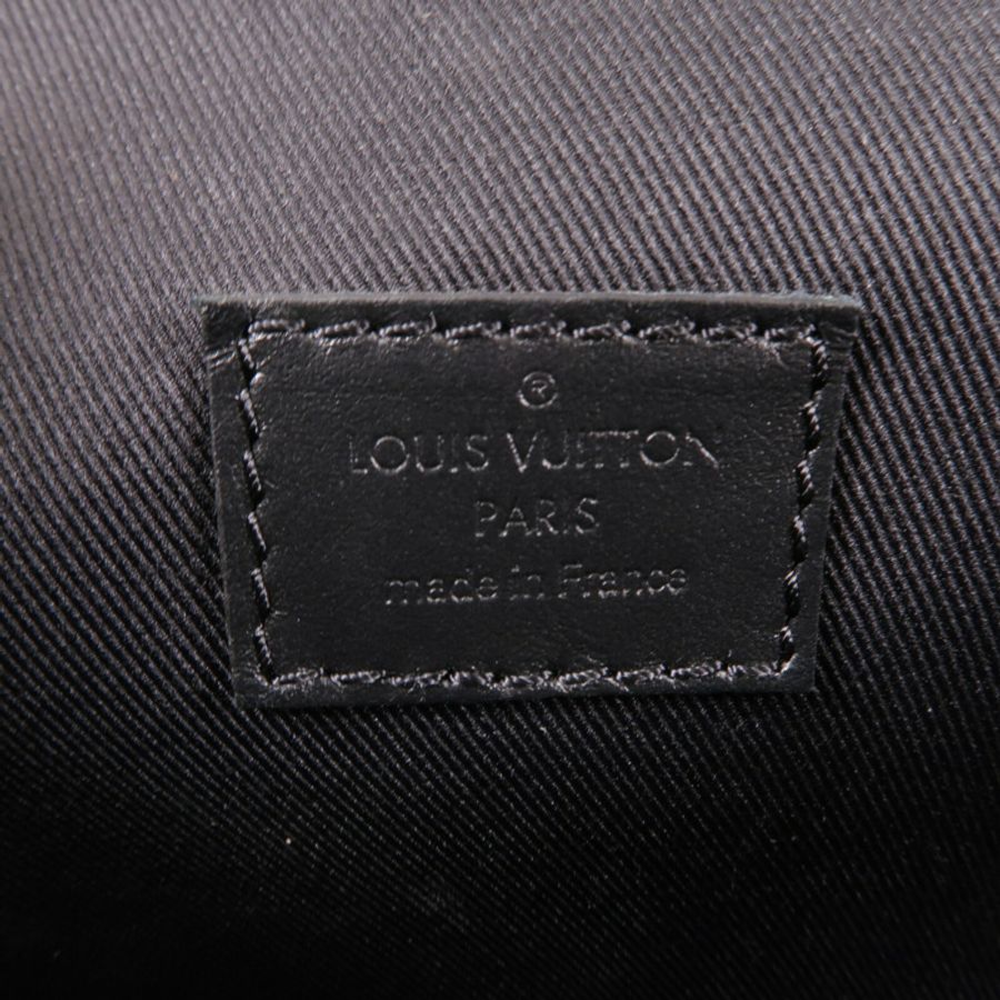 LOUIS VUITTON Monogram Eclipse Steamer Wearable Wallet肩背袋-5