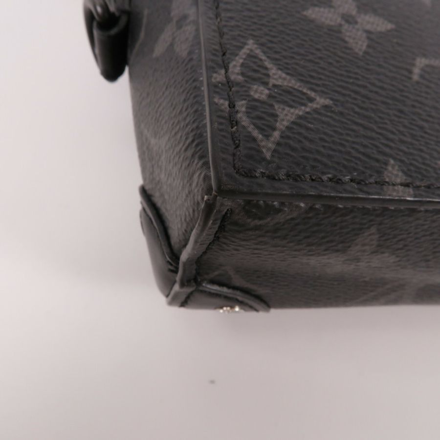 LOUIS VUITTON Monogram Eclipse Steamer Wearable Wallet肩背袋-10