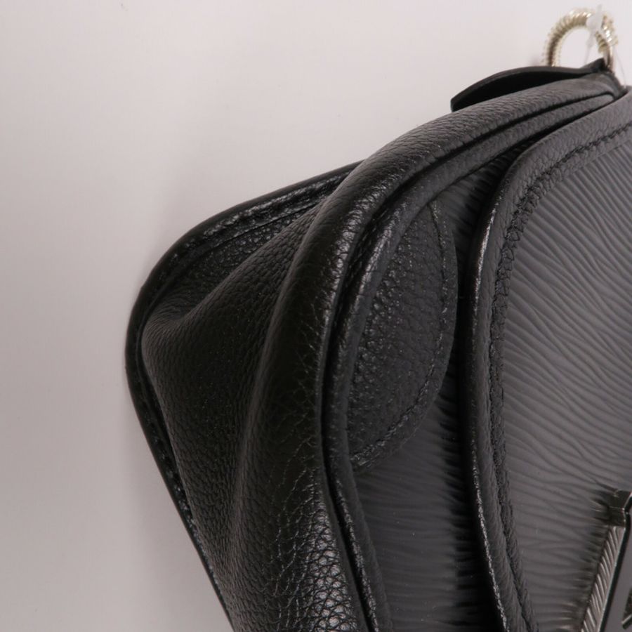 LOUIS VUITTON Epi Buci肩背袋-8