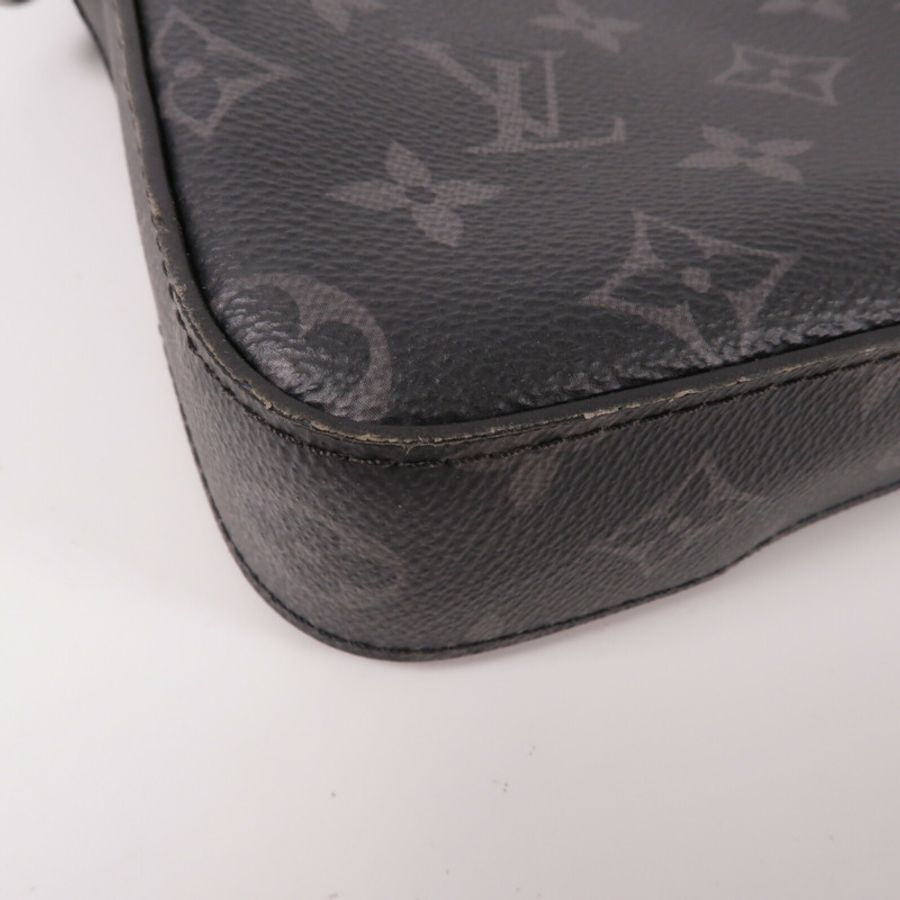 LOUIS VUITTON Monogram Eclipse Reverse Trio Messenger肩背袋-13