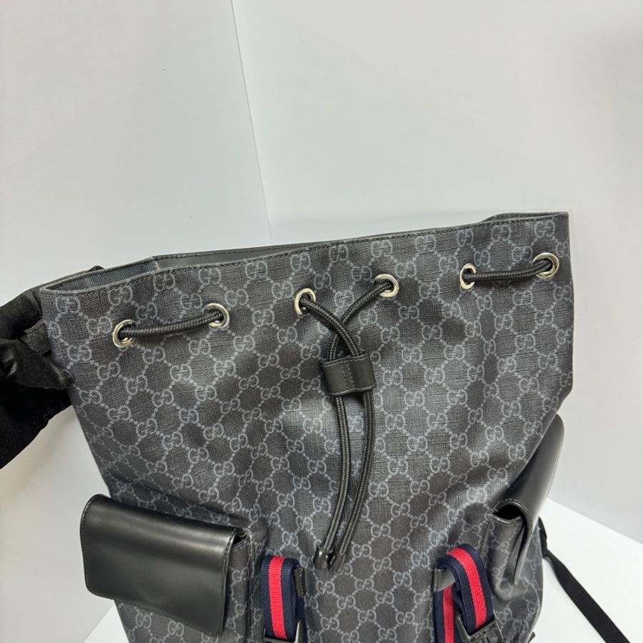 【2026/6/12專櫃抱出】 GUCCI Supreme 古馳 黑老花後背包-14
