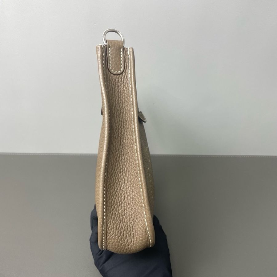 Hermes 愛馬仕 U刻 Evelyne 伊芙琳Mini 大象灰Togo皮 銀扣 皮質細膩,銀扣設計,經典mini款-3