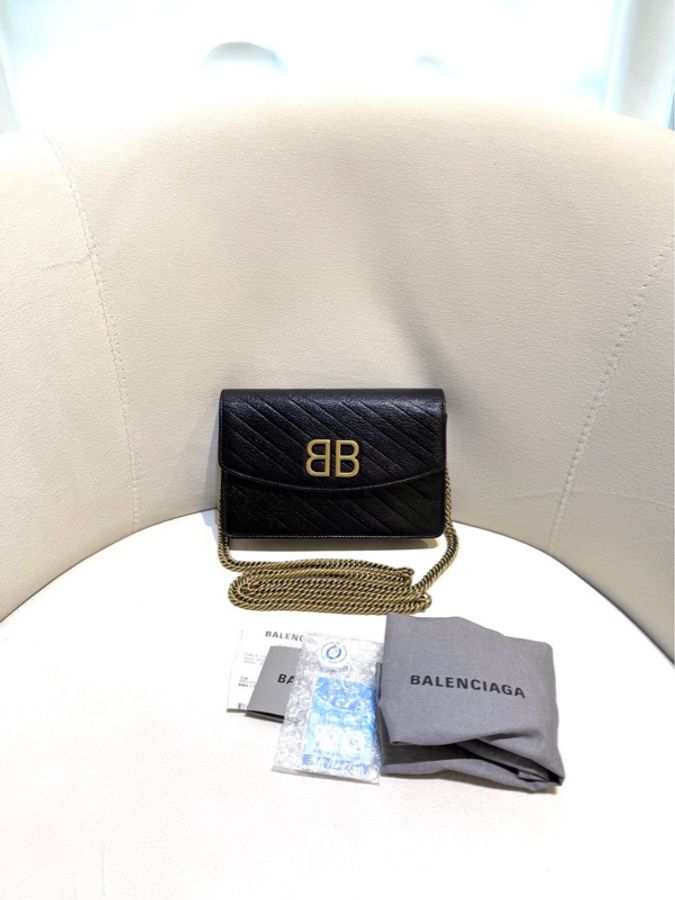 Balenciaga巴黎世家 BB鏈條包   經典黑色牛皮 尺寸小巧 單肩斜挎都可以-1