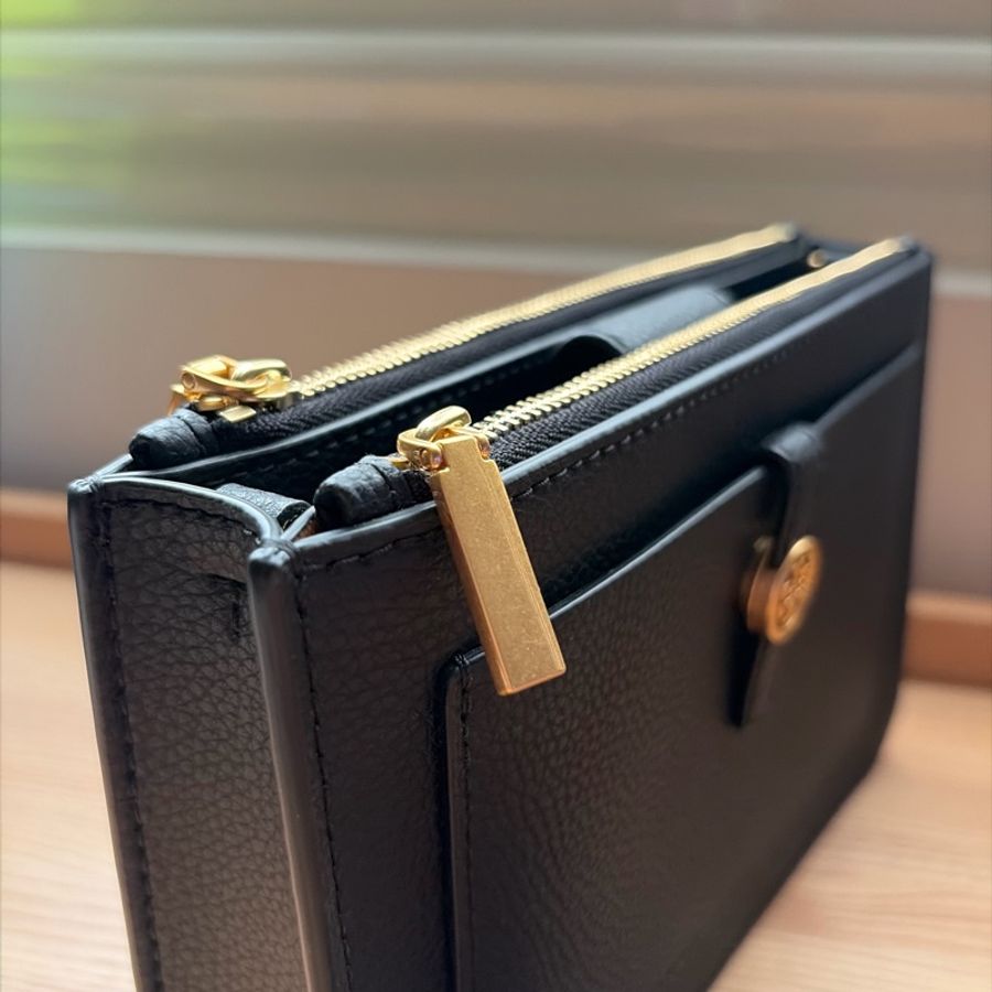 Tory Burch黑色荔枝紋牛皮woc斜背包-10