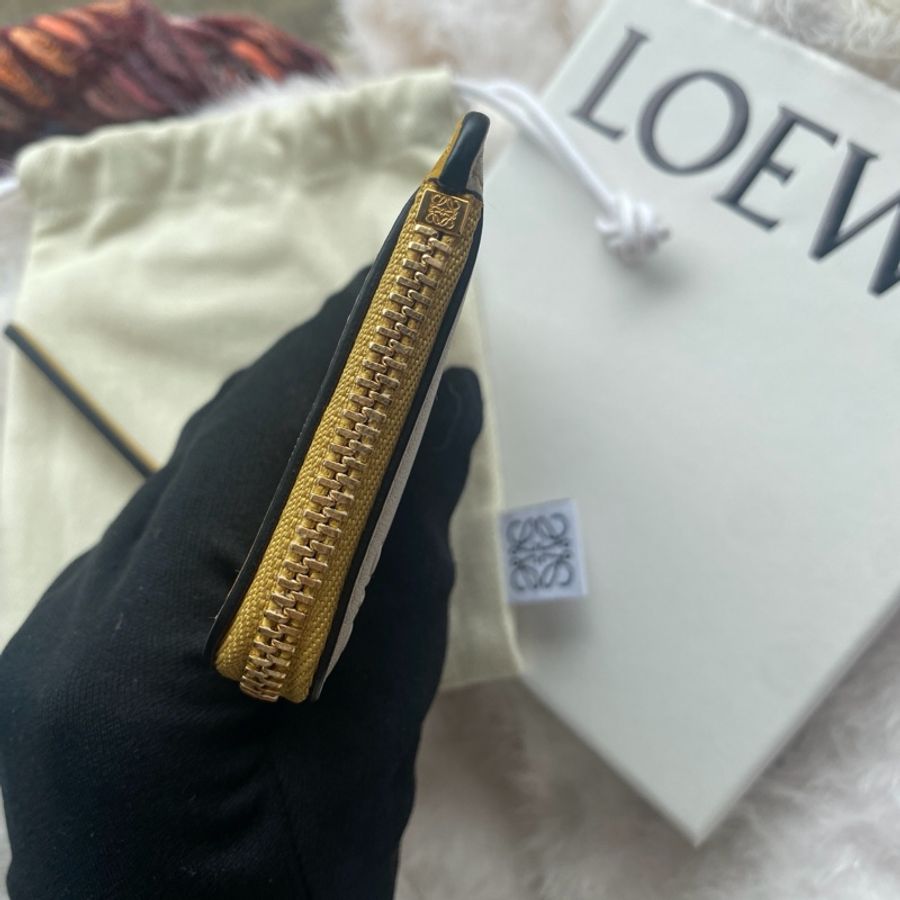 914intheair 精品代購『全新現貨』Loewe puzzle 卡夾 拼色 一字零錢包 鑰匙包-9