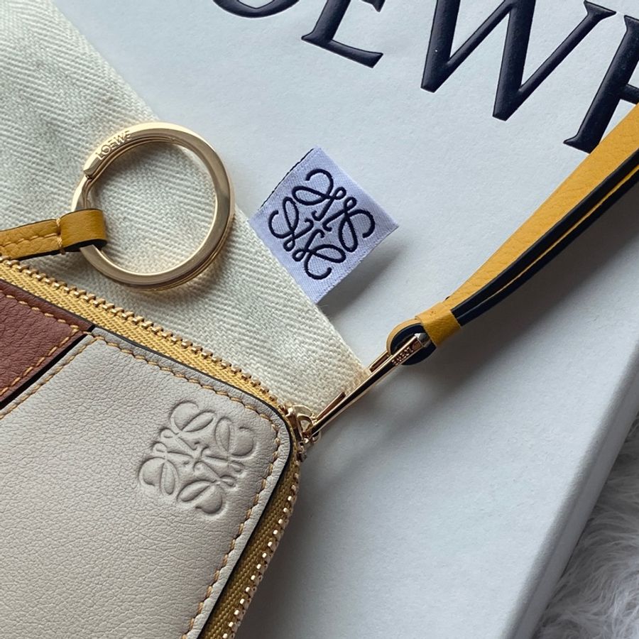 914intheair 精品代購『全新現貨』Loewe puzzle 卡夾 拼色 一字零錢包 鑰匙包-14