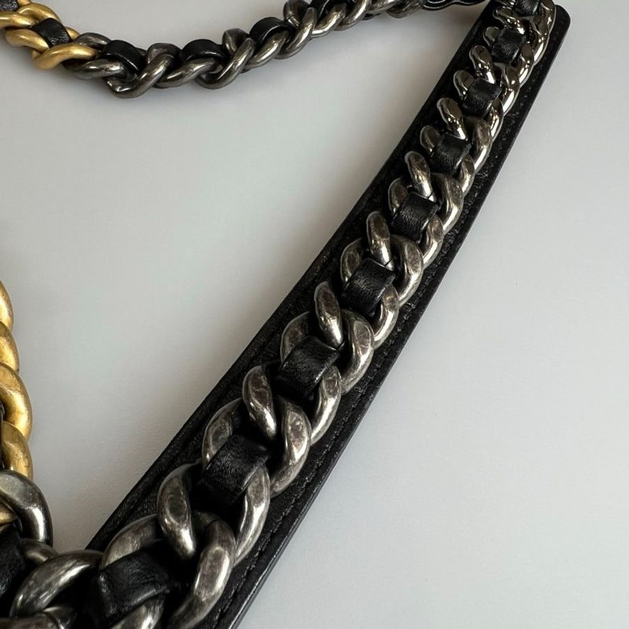 CHANEL 19包30公分黑-8