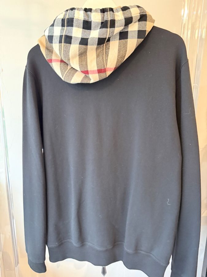 Burberry✨經典格紋連帽外套 #S-3