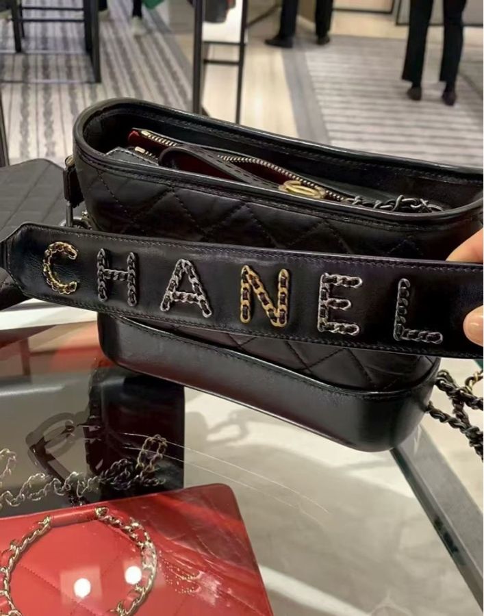 CHANEL金字把手流浪包-3