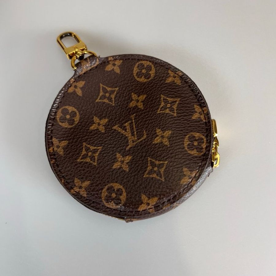 LV M44813 綠背帶老花五合一包-12