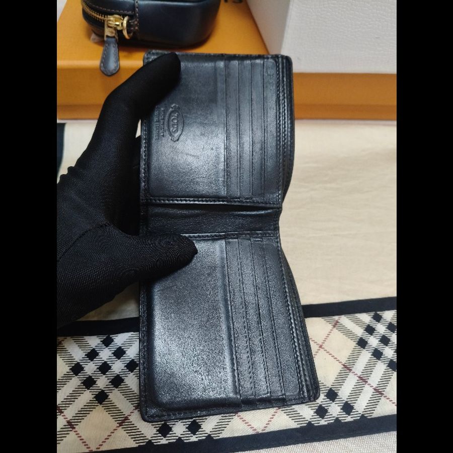 TODˊS 男用羊皮短夾-3