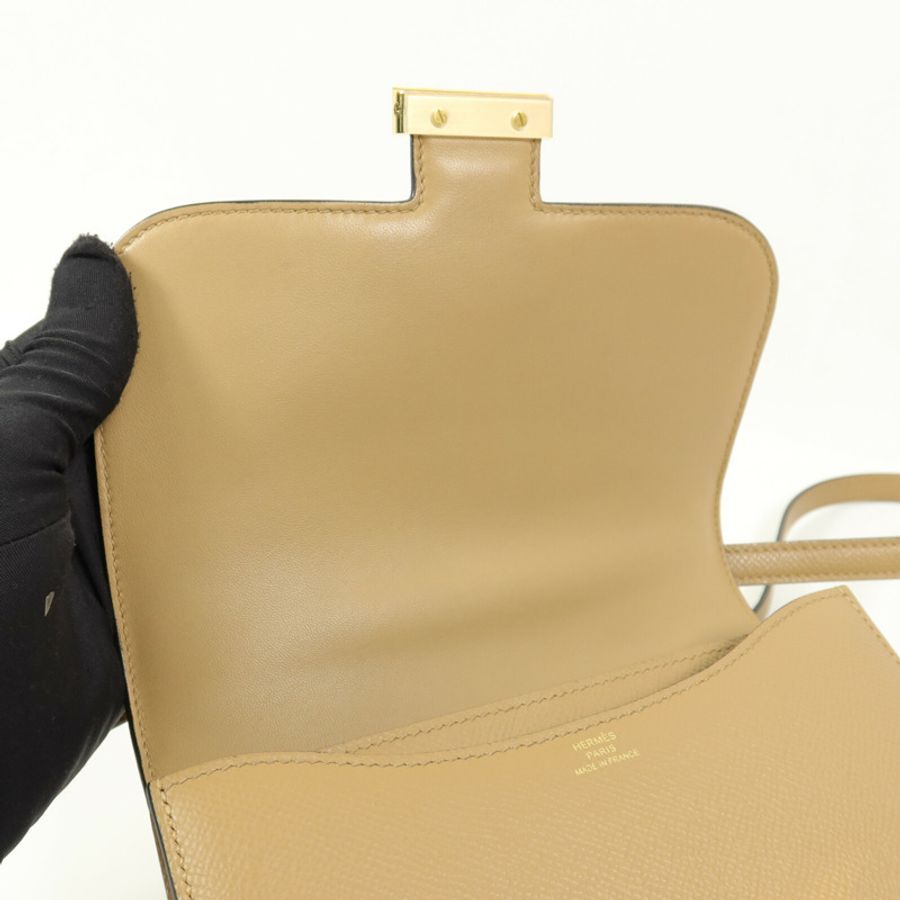 HERMES Epsom皮革Constance Mini肩背袋Biscuit-6