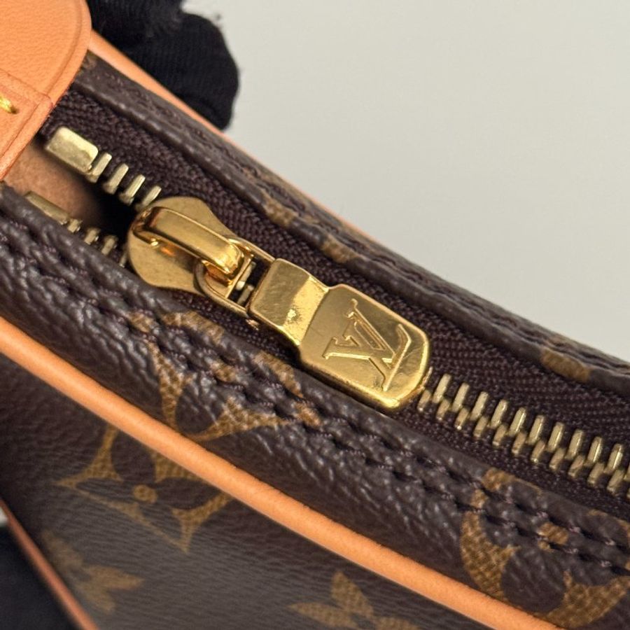 99新🆕 Louis Vuitton 路易威登 Loop 老花碗豆包-12