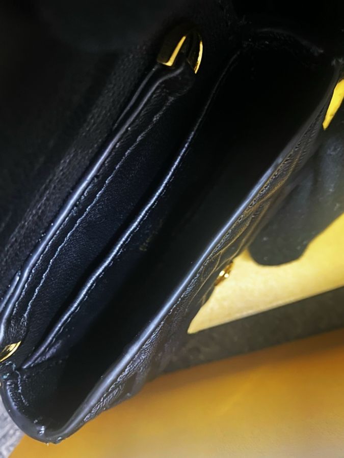 FENDI 7AR844 MINI Baguette 黑色 零錢包 鑰匙包 掛包 吊飾 配件-19