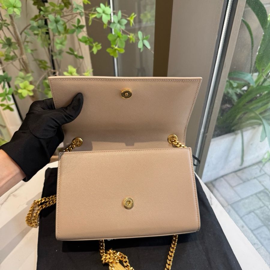 聖羅蘭ysl 奶茶色魚子醬kate小號鏈條包 尺寸20-5