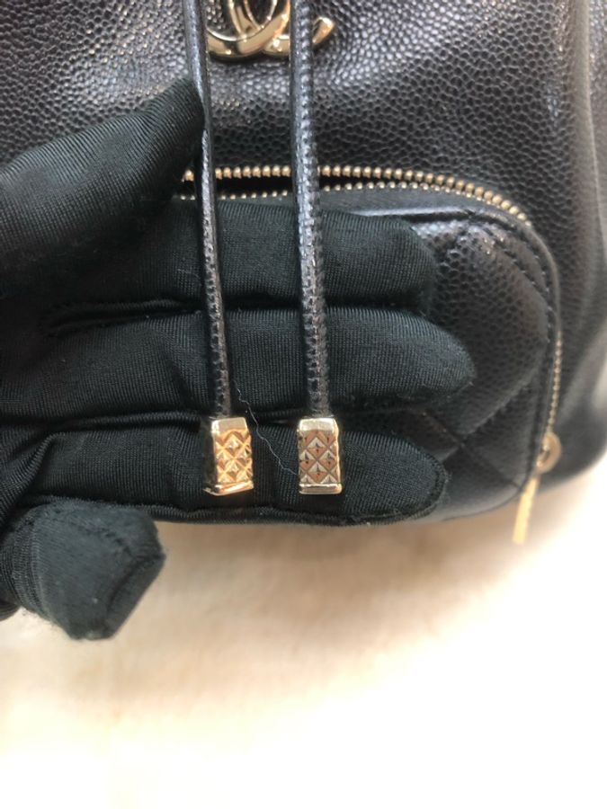 Chanel 黑色荔枝牛皮小水桶芯片 XC614-8