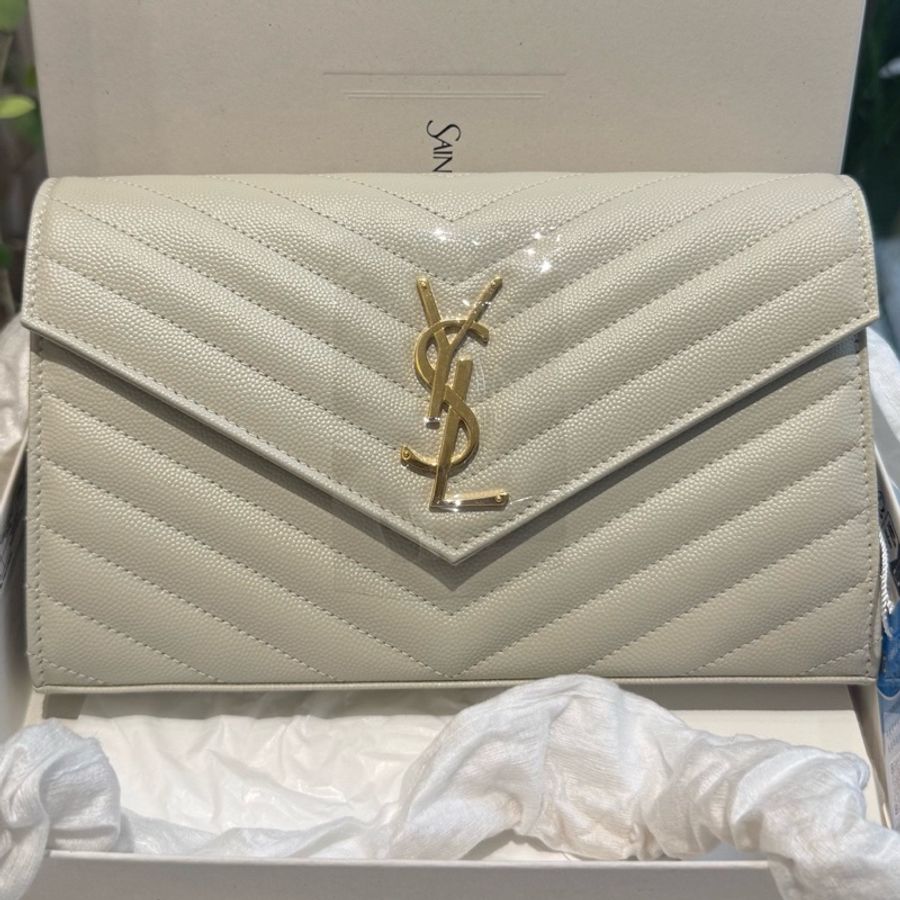 ysl聖羅蘭 白金魚子醬牛皮中號信封鏈條包 尺寸22-0