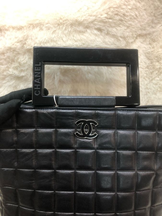 Chanel Vintage Chocolate Bar IA187EE-6