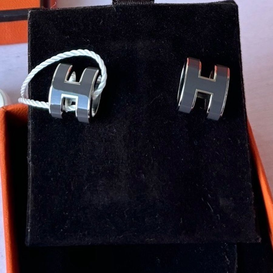 Hermes 愛馬仕灰銀pop H耳釘,經典尺寸非mini 附件塵袋、原盒-0