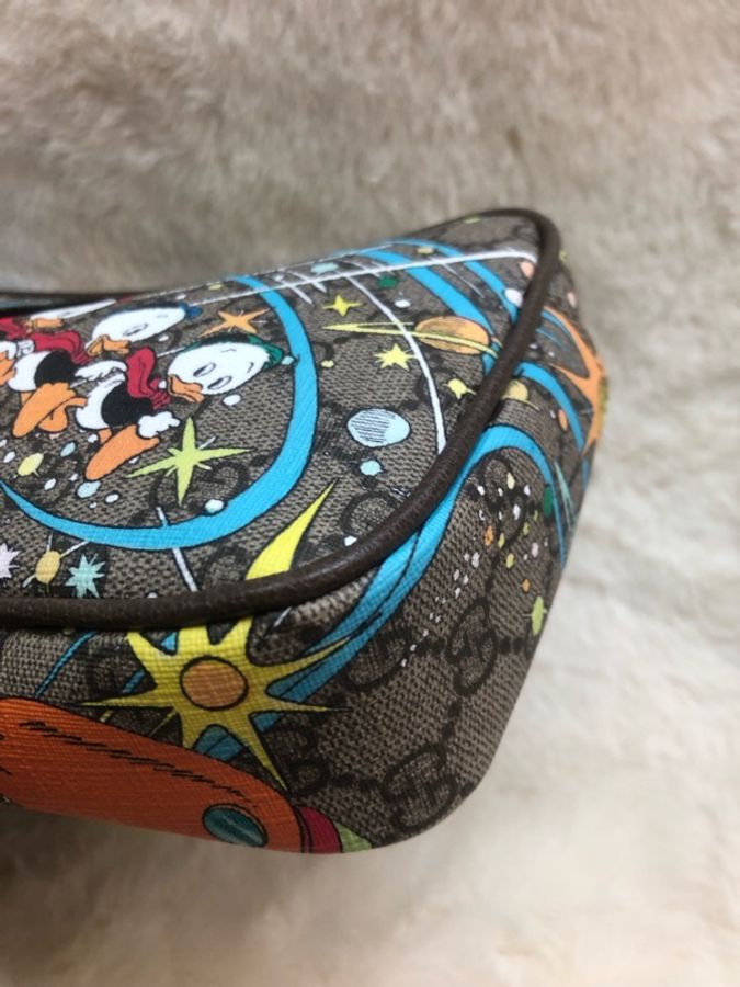 Gucci 唐老鴨限定款 相機袋 XC617-10