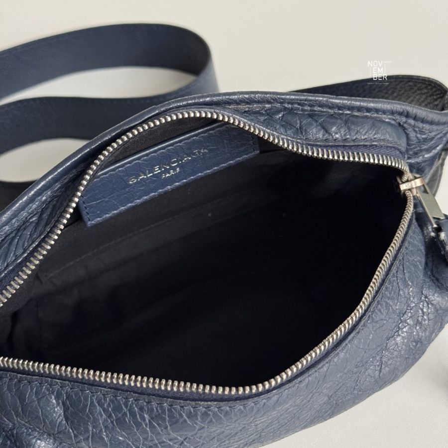 98新🆕 Balenciaga 巴黎世家 Neo Lift 機車腰包 深藍色-4