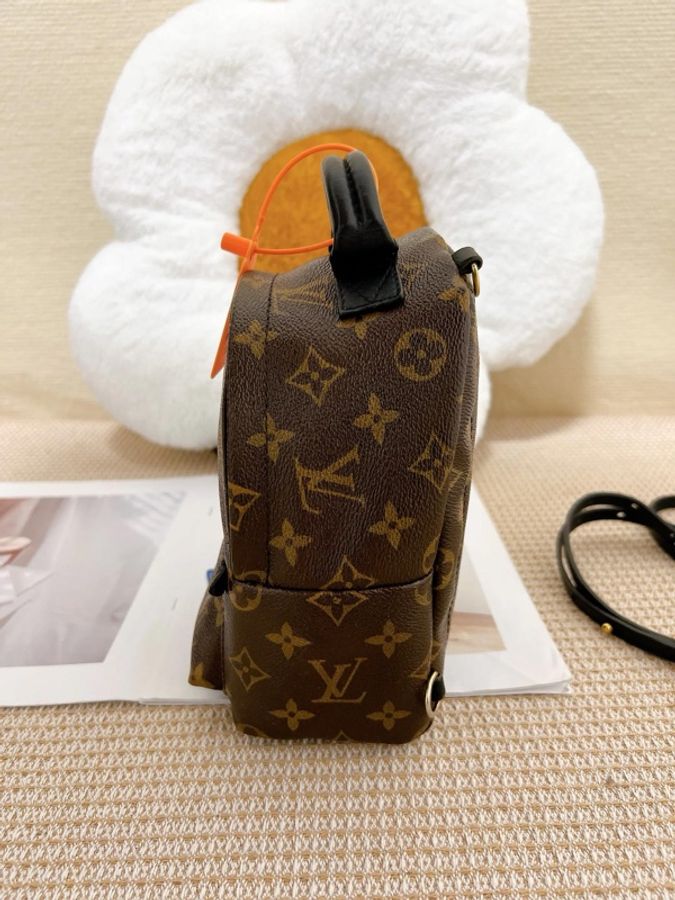 全網最低 LV路易威登Palm Springs迷你双肩包经典老花配黑色皮质,-3