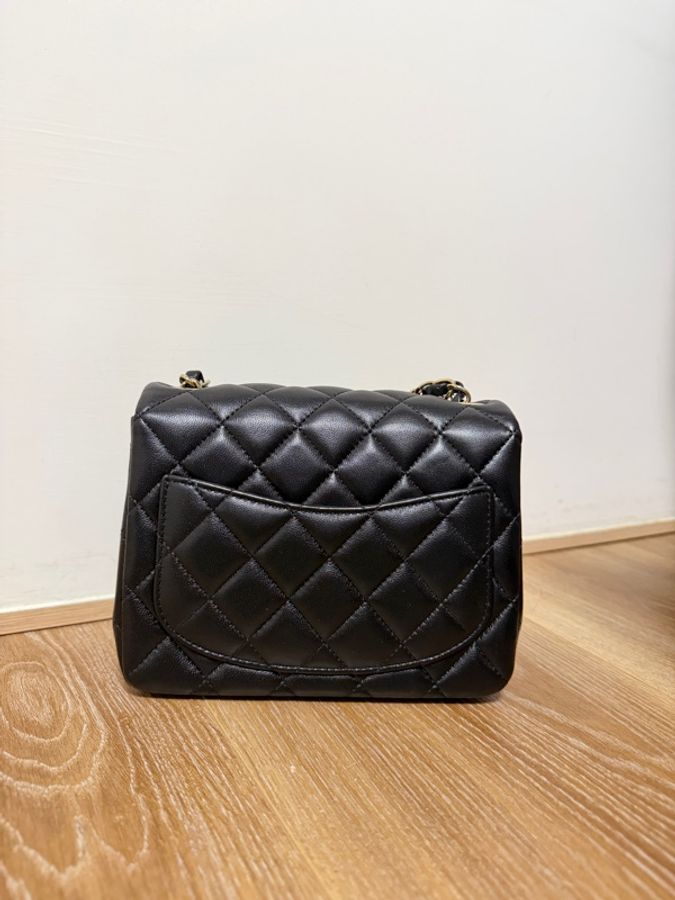 #閒置 Chanel 方胖子 mini classic flap bag 淡金扣-1