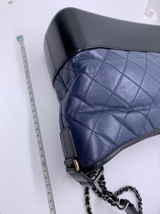 Chanel香奈兒流浪包中號藍色拼黑色單肩斜挎鏈條男女包,鐳射25開-19