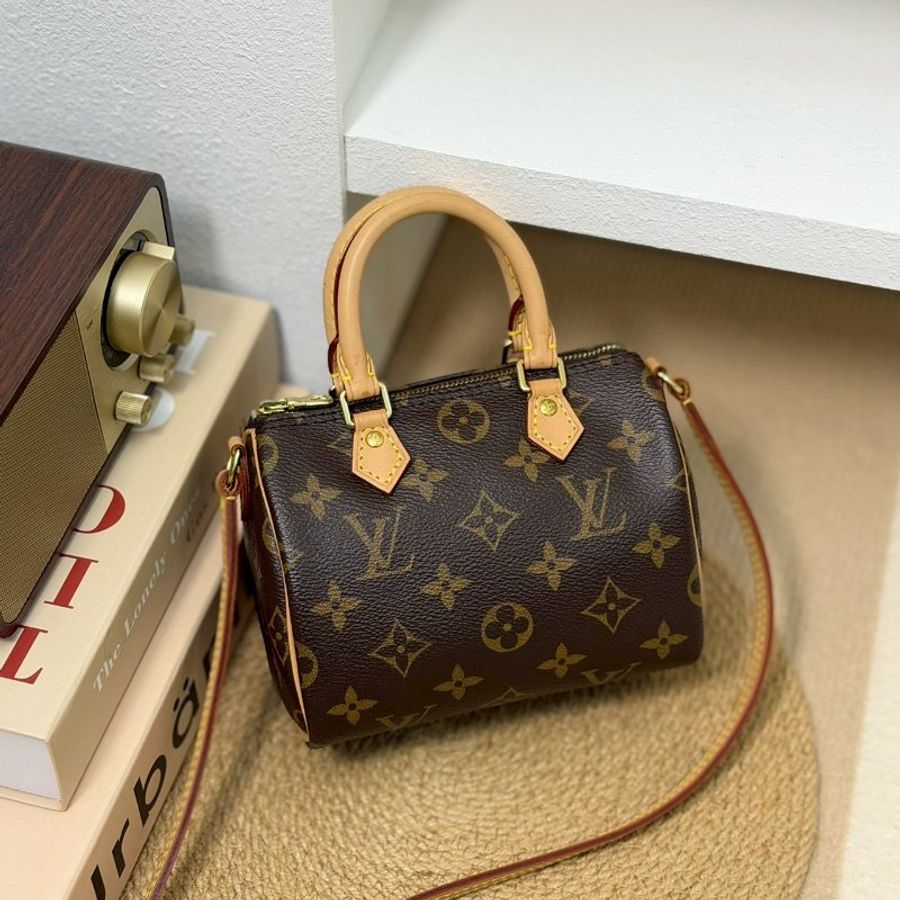 (絕版美品!稀有釋出✨)🏷LV 路易威登.Nano Speedy M61252-1