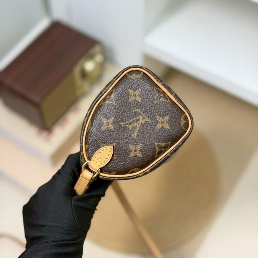 (絕版美品!稀有釋出✨)🏷LV 路易威登.Nano Speedy M61252-3