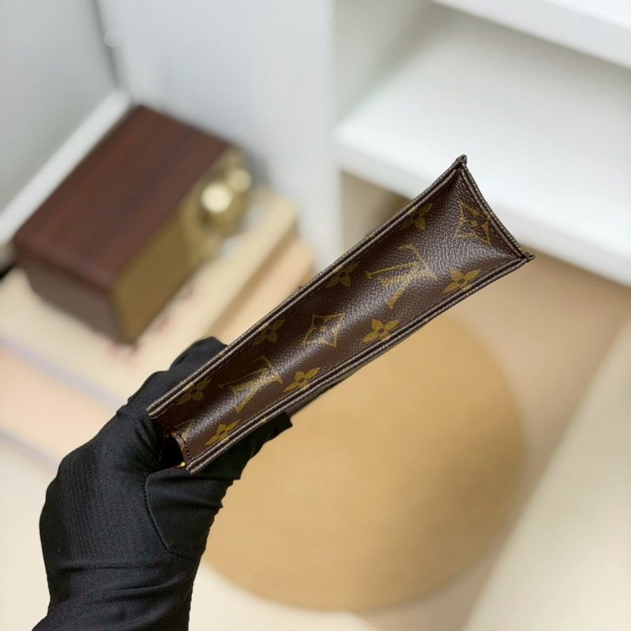 （近全新！送禮等級🎁）🏷LV 路易威登．Petit Sac Plat 老花琴譜包 M81295-2