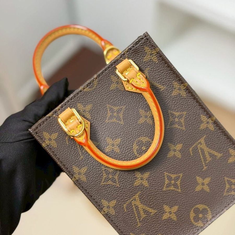 （近全新！送禮等級🎁）🏷LV 路易威登．Petit Sac Plat 老花琴譜包 M81295-15
