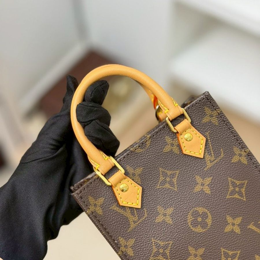 （近全新！送禮等級🎁）🏷LV 路易威登．Petit Sac Plat 老花琴譜包 M81295-16