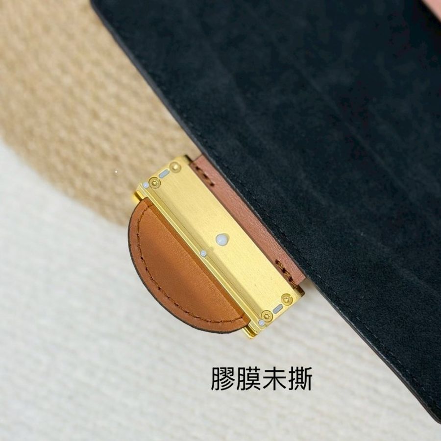 (近全新!美滋滋😍)🏷LV 路易威登.Dauphine 達芙妮 woc M68746 芯片款-17