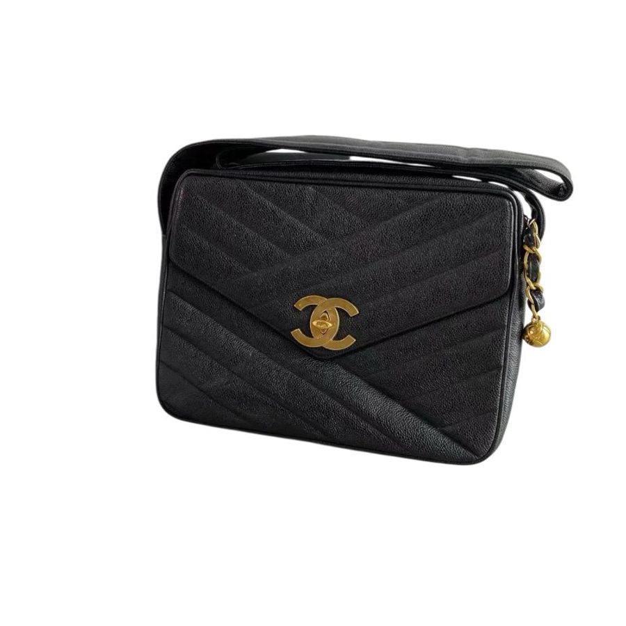 CHANEL 黑金魚子醬貝嫂扣金球肩背包-1