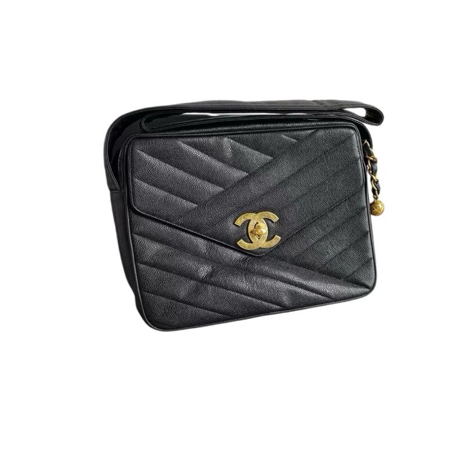 CHANEL 黑金魚子醬貝嫂扣金球肩背包-12