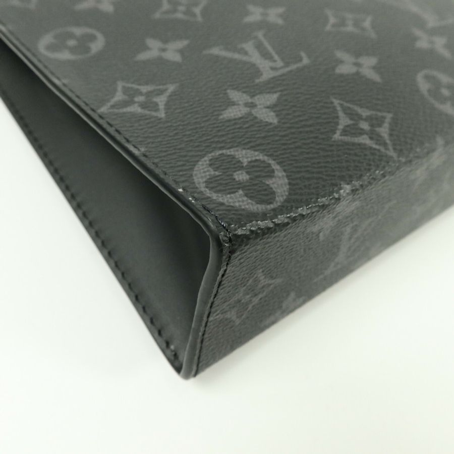 LOUIS VUITTON Monogram Eclipse Pochette Voyage MM手拿包-9