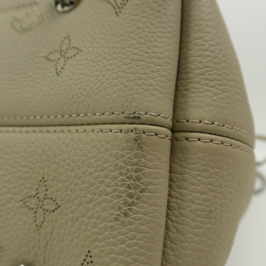 LOUIS VUITTON Monogram Mahina Boundless肩背袋-16