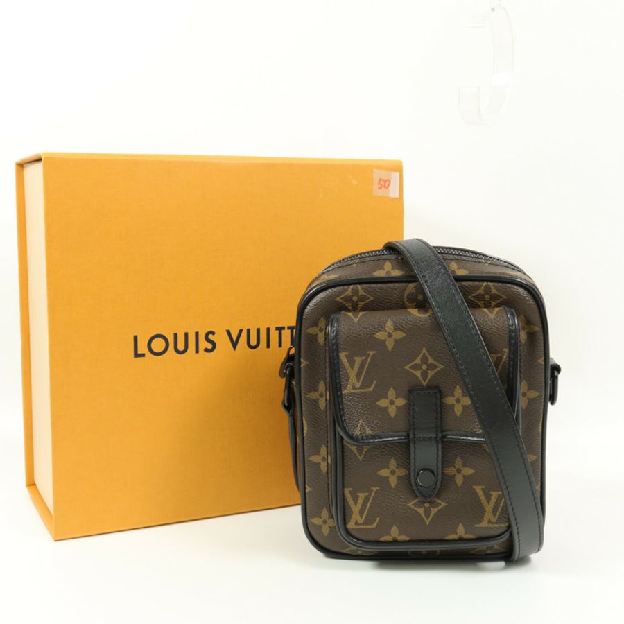 LOUIS VUITTON Monogram Macassar Christopher Wearable Wallet肩背袋-14